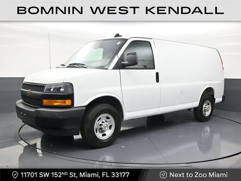 Used 2025 Chevrolet Express 2500 w/ Driver Convenience Package RWD image 1