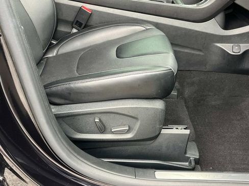 Used 2022 Ford Edge Titanium w/ Equipment Group 301A image 15