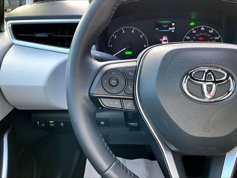 Certified 2023 Toyota Corolla LE image 22