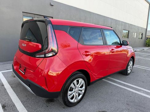 Used 2023 Kia Soul LX FWD image 6