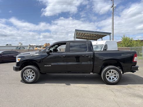 Used 2022 RAM 1500 Big Horn AWD/4WD image 2