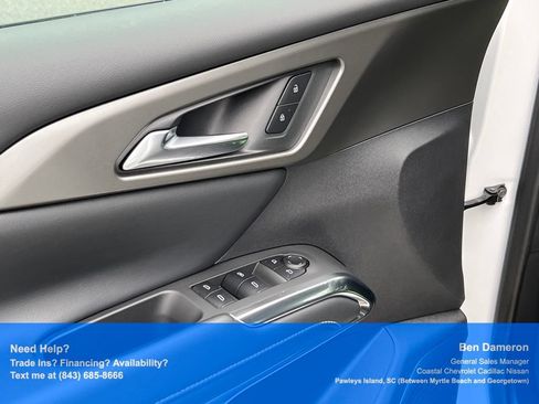 Used 2025 Chevrolet Traverse LT AWD/4WD image 7