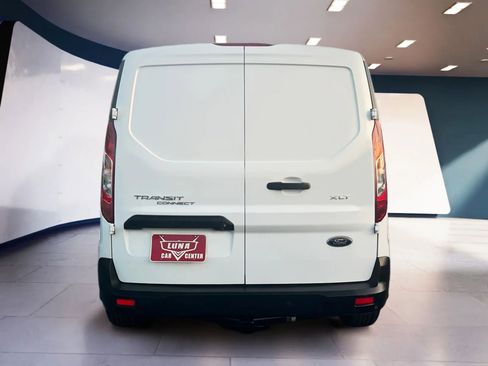 Used 2019 Ford Transit Connect XLT image 4