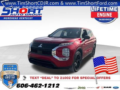 Used 2023 Mitsubishi Outlander SE
