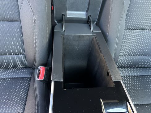 Used 2026 Chevrolet Equinox LT image 25