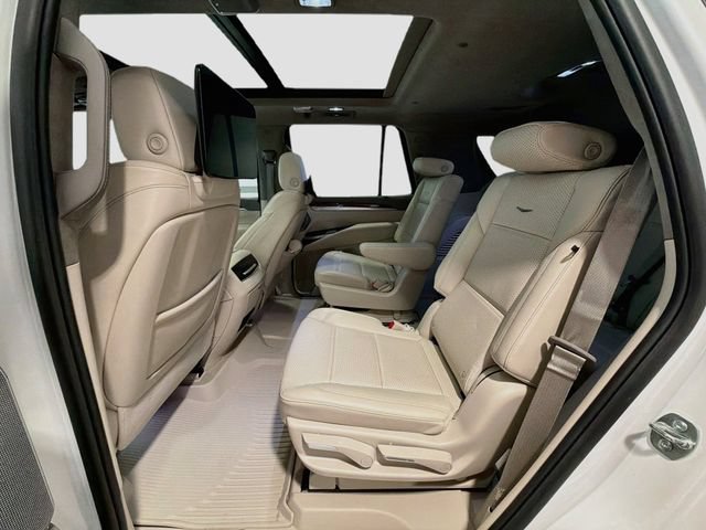 Used 2025 Cadillac Escalade Sport Platinum w/ LPO, Floor Liner Package AWD/4WD image 22