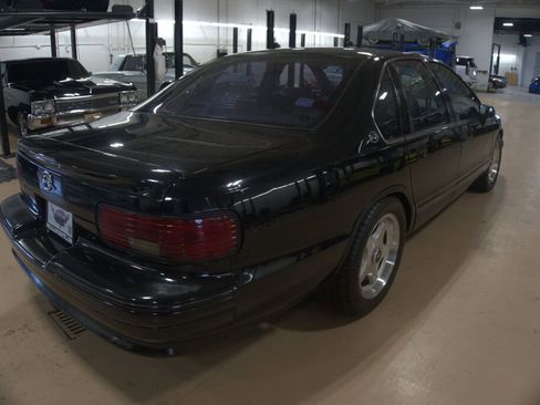 Used 1994 Chevrolet Impala SS image 5