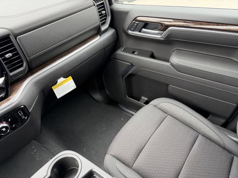 New 2026 GMC Sierra 1500 SLE w/ X31 Off-Road Package image 18