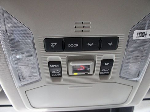 New 2025 Toyota RAV4 Limited image 32