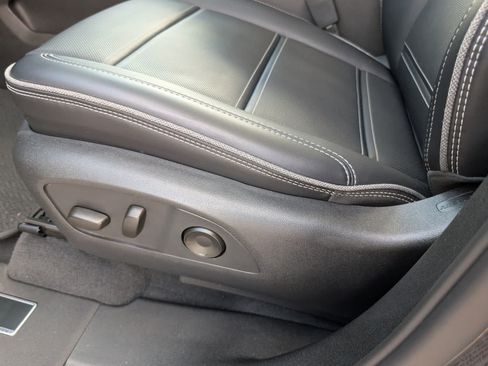 Certified 2025 GMC Sierra EV Denali AWD/4WD image 20