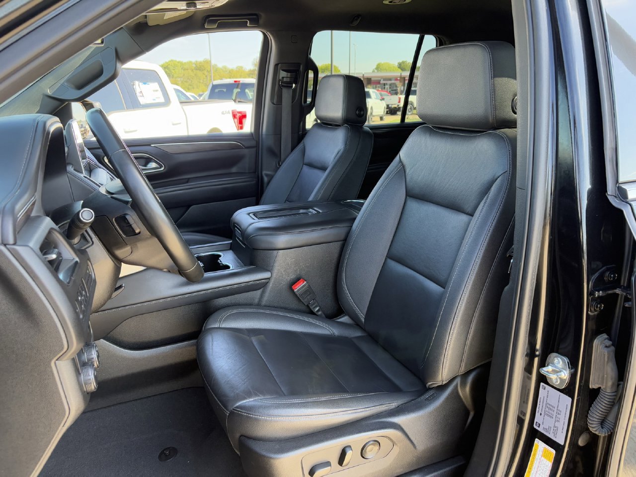 Used 2024 Chevrolet Tahoe LT RWD image 27
