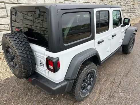 Certified 2023 Jeep Wrangler Unlimited w/ 8.4" Radio Group AWD/4WD image 5