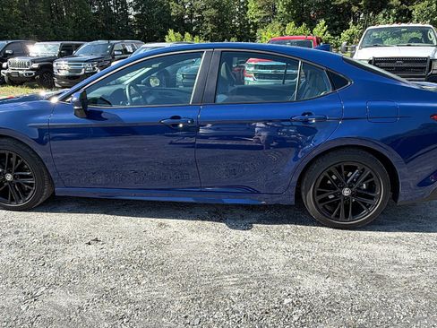 Used 2026 Toyota Camry SE w/ Multimedia Upgrade Package FWD image 11
