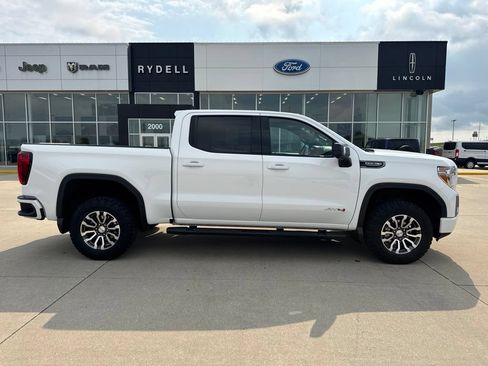 Used 2020 GMC Sierra 1500 AT4 w/ AT4 Premium Package AWD/4WD image 2