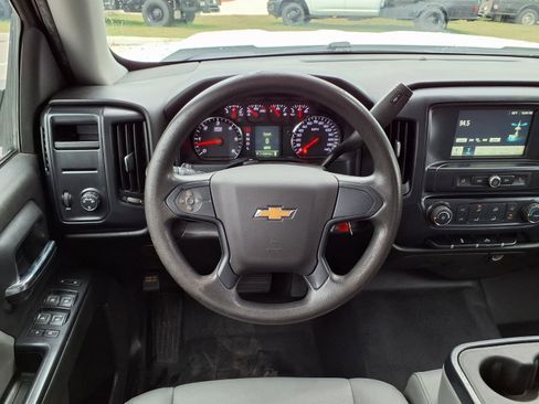 Used 2018 Chevrolet Silverado 1500 W/T RWD image 14