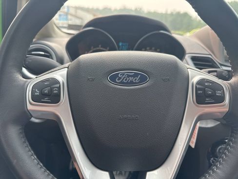 Used 2014 Ford Fiesta SE w/ Equipment Group 201A FWD image 32