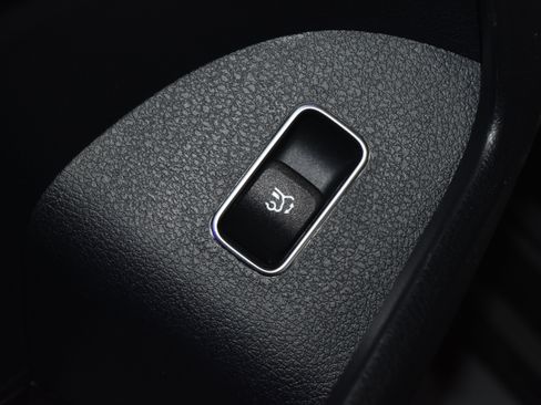 New 2026 Mercedes-Benz GLS 450 4MATIC image 6