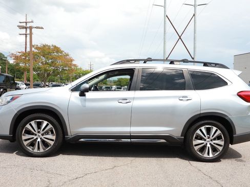 Used 2019 Subaru Ascent Limited AWD/4WD image 2