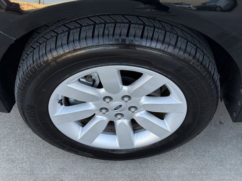 Used 2009 Ford Flex SE image 14