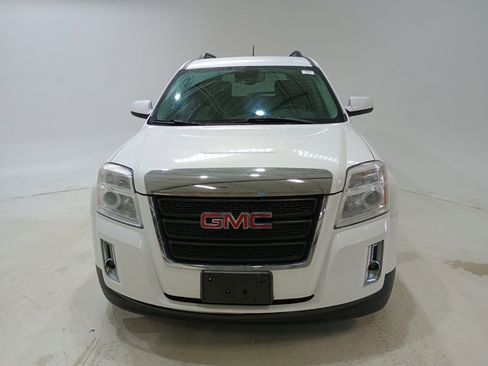 Used 2014 GMC Terrain SLE image 2
