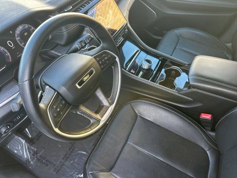Used 2021 Jeep Grand Cherokee L Limited w/ Luxury Tech Group II AWD/4WD image 10