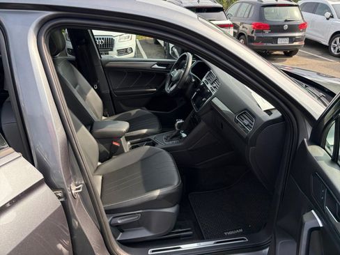 Used 2024 Volkswagen Tiguan SE R-Line FWD image 28