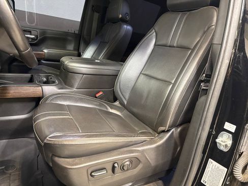 Used 2022 Chevrolet Silverado 3500 High Country w/ Z71 Off-Road Package image 15