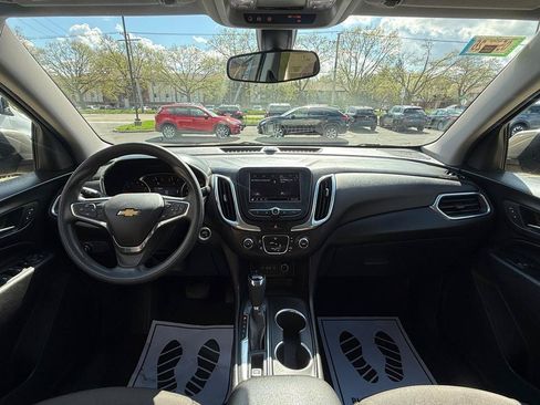 Used 2019 Chevrolet Equinox LT FWD image 14