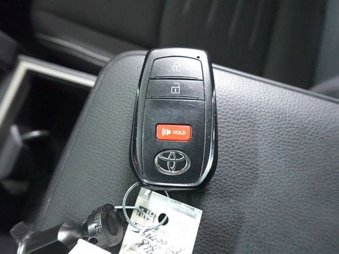 Used 2024 Toyota Tacoma TRD Off-Road image 30