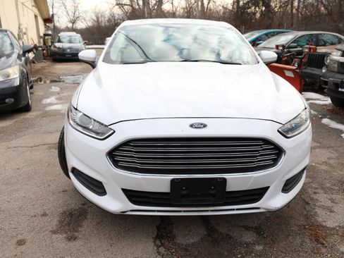 Used 2016 Ford Fusion S image 3