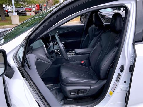 Certified 2023 Lexus RX 500h F Sport w/ Accessory Package (2T) AWD/4WD image 8