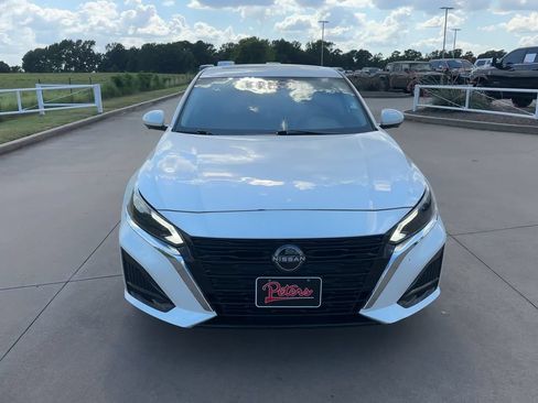 Used 2023 Nissan Altima 2.5 SL FWD image 4