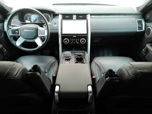 Used 2023 Land Rover Discovery S AWD/4WD image 2