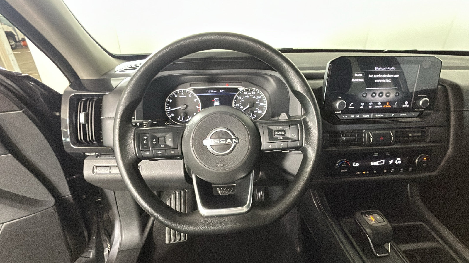 Used 2023 Nissan Pathfinder S AWD/4WD image 18