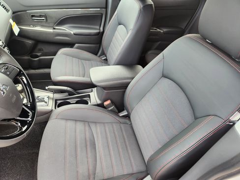 New 2025 Mitsubishi Outlander Sport SE image 10