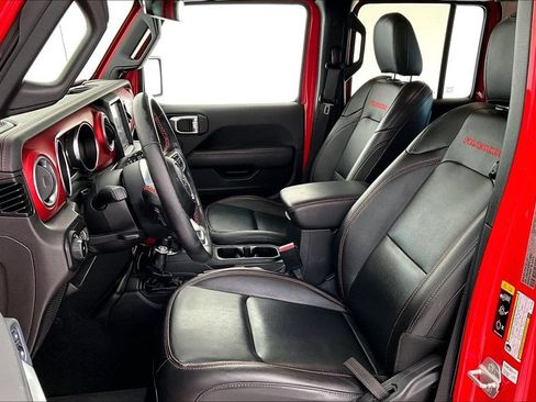 Used 2022 Jeep Wrangler Unlimited Rubicon w/ Cold Weather Group AWD/4WD image 31