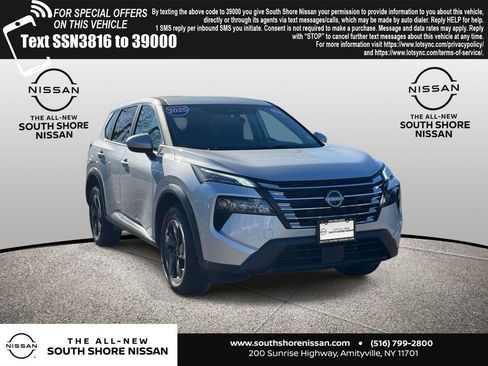 Used 2025 Nissan Rogue SV AWD/4WD image 1