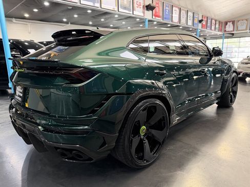 Used 2024 Lamborghini Urus S image 7