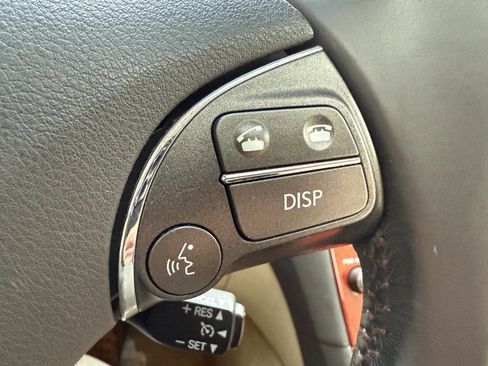 Used 2011 Lexus ES 350 image 17