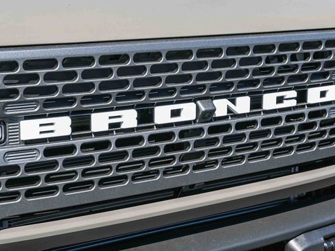 New 2026 Ford Bronco Badlands image 13