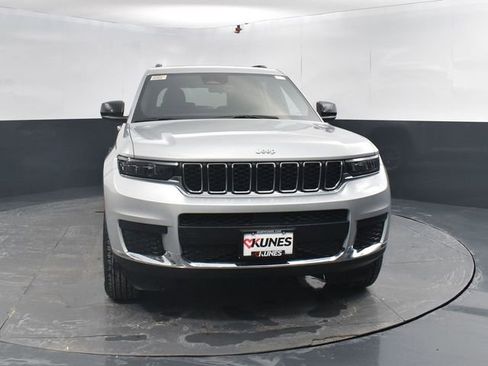 New 2026 Jeep Grand Cherokee L 4WD image 2