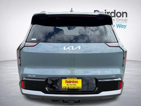 Certified 2024 Kia EV9 GT-Line AWD/4WD image 6