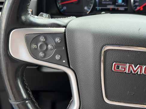 Used 2020 GMC Yukon SLT w/ Open Road Package RWD image 26