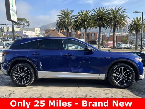 Used 2024 Acura ZDX A-Spec image 3