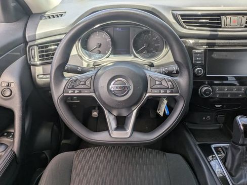 Used 2018 Nissan Rogue S FWD image 14
