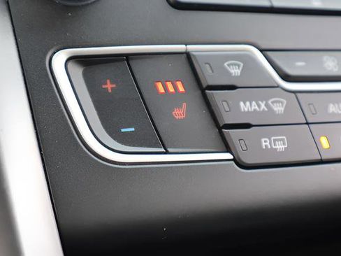 Used 2016 Ford Fusion SE w/ Equipment Group 202A FWD image 23
