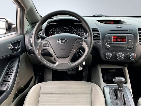 Used 2014 Kia Forte LX w/ Popular Package image 5