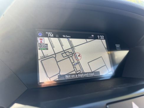 Used 2017 Acura MDX SH-AWD image 30