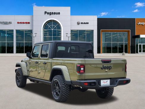 New 2026 Jeep Gladiator Sport AWD/4WD image 4