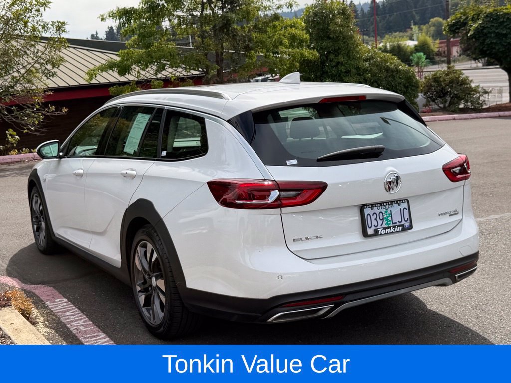 Used 2018 Buick Regal Essence w/ Driver Confidence Package #1 AWD/4WD image 5